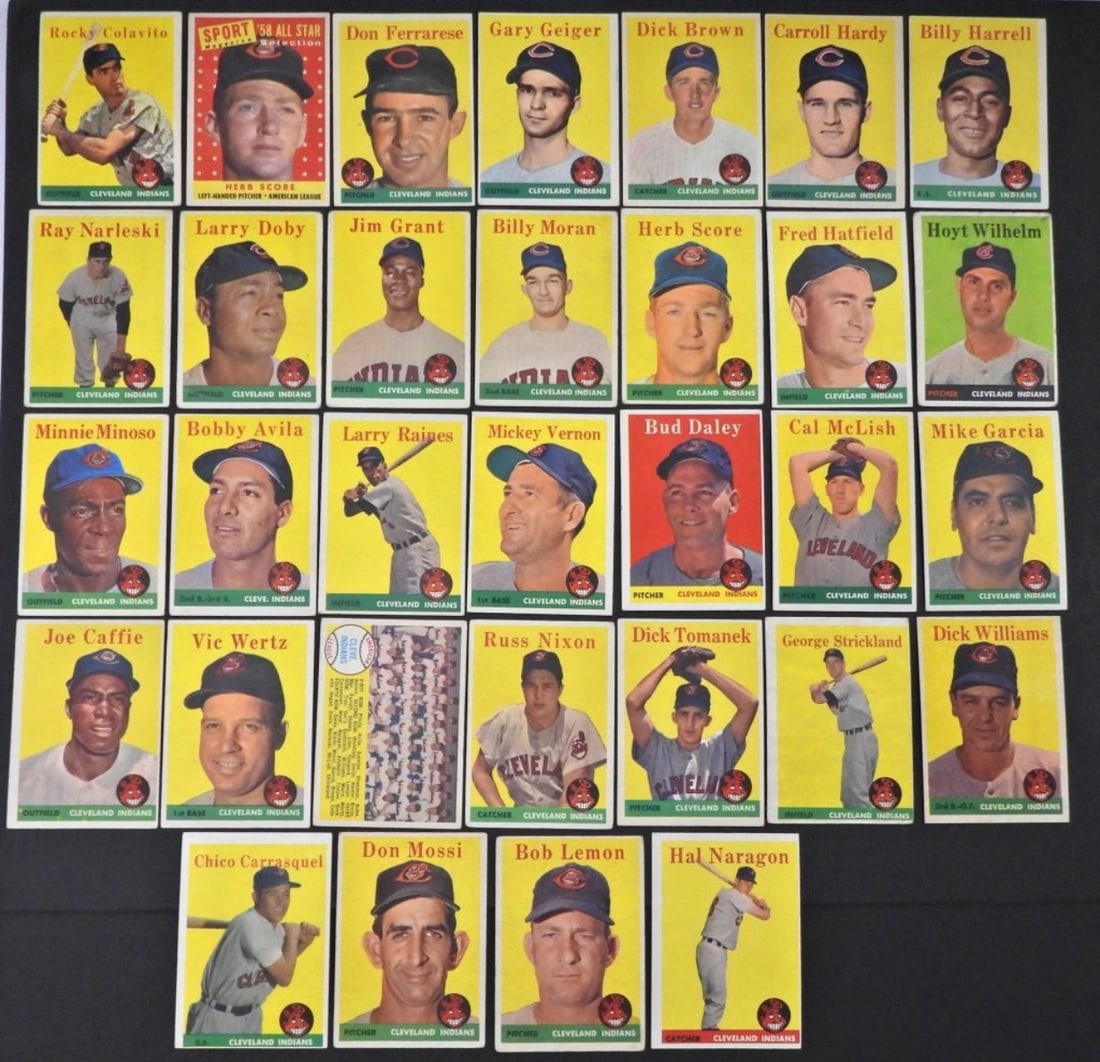 (32) 1958 TOPPS BASEBALL CARDS (1 of 2)