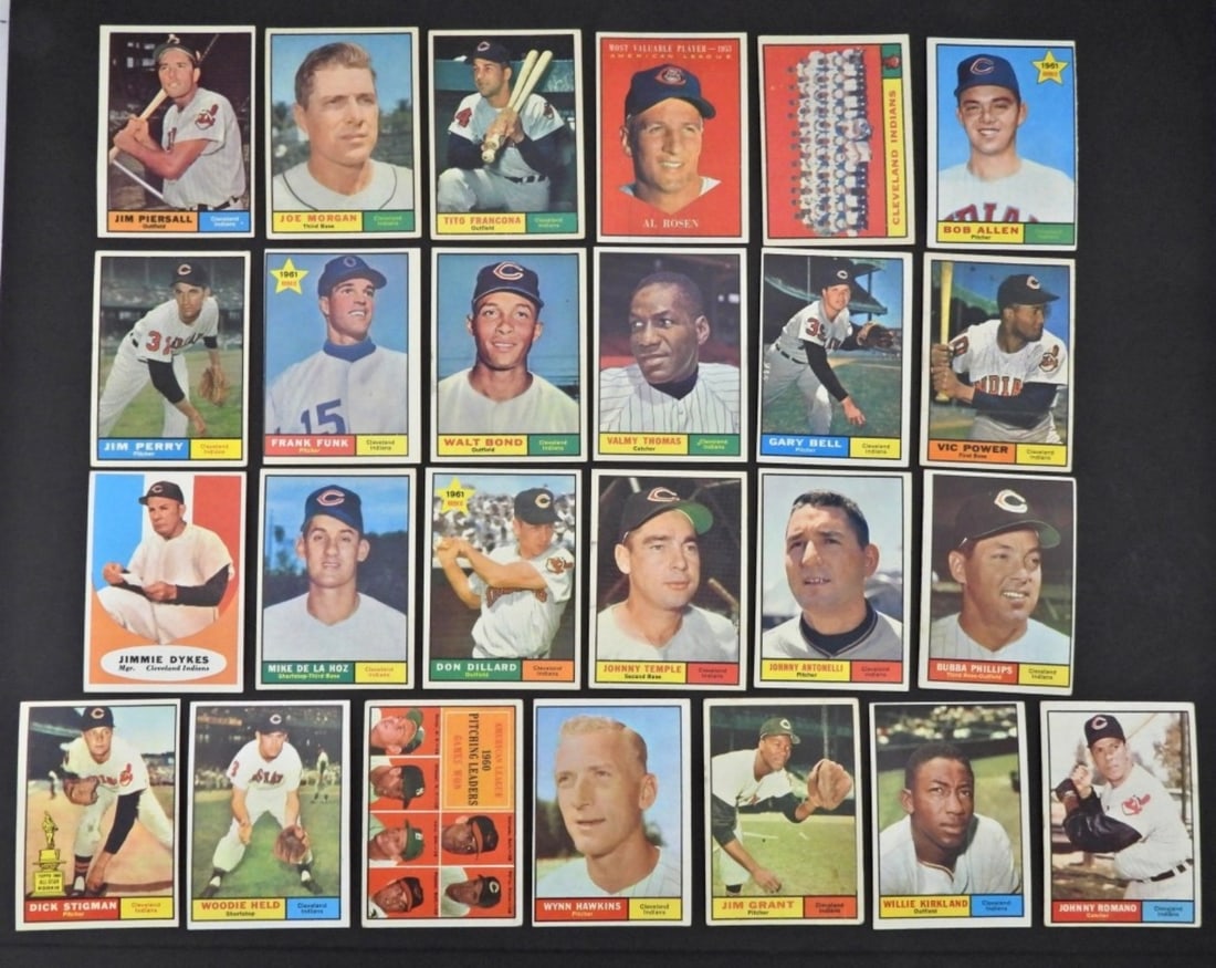 (25) 1961 TOPPS BASEBALL CARDS (1 of 2)