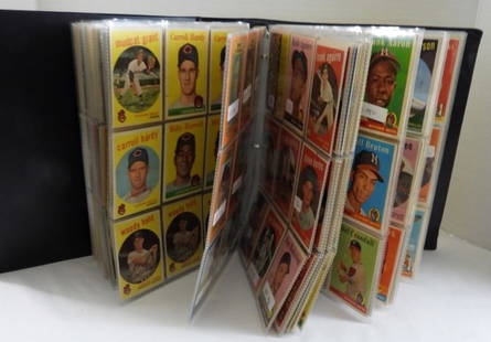 1957 - 1961 TOPPS BASEBALL CARD ALBUM: APPROX (770) CARDS 1957 to 1961 with MOSTLY 1958 & 1959 TOPPS - LOADED WITH BIG STAR CARDS - includes 1957 T CLEMENT Good & AARON vg; 1958 T WILLIAMS vgex, F. ROBINSON vgex, MARIS vgex, BUNNING vgex,