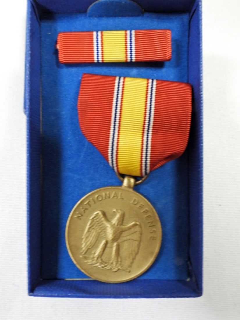 NATIONAL DEFENSE SERVICE MEDAL & RIBBON SET? (1 of 2)