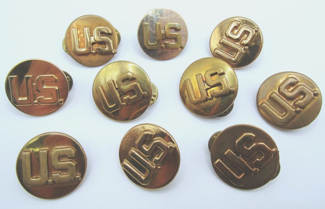 (10) U.S. MILITARY PIN BACK INSIGNIA ROUNDS (1 of 2)