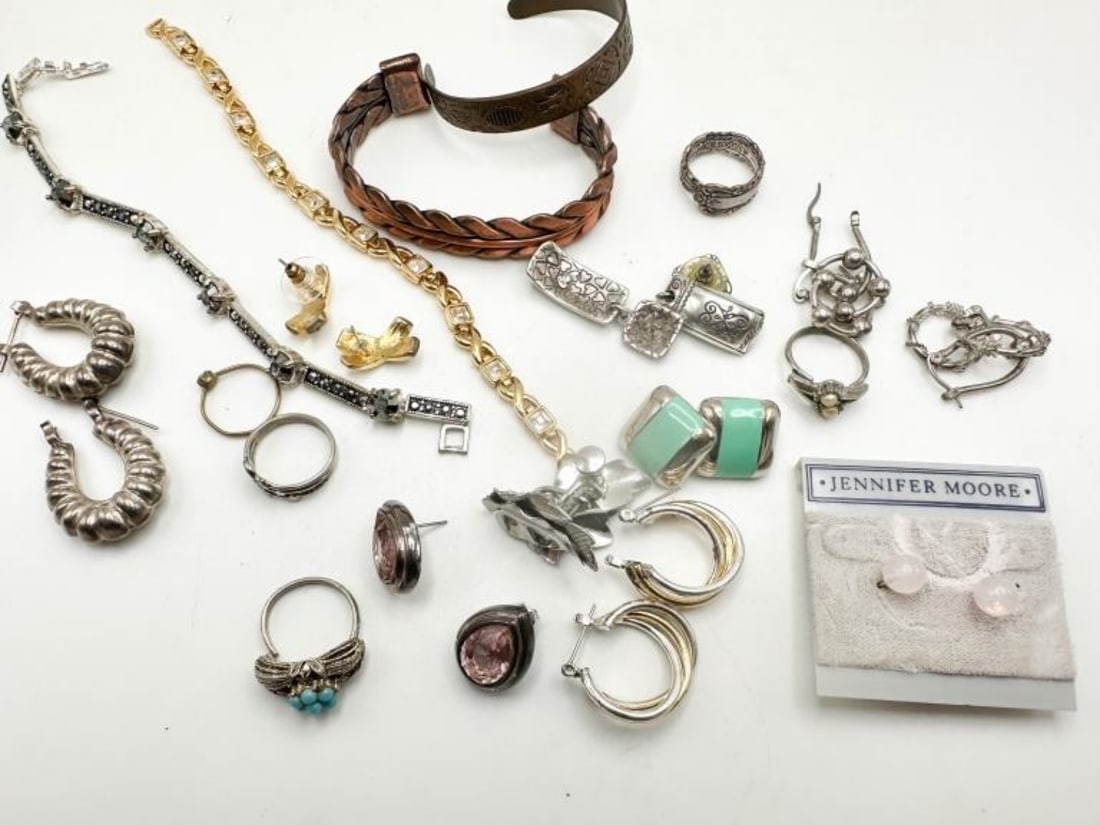 RINGS AND MORE LOOK ! (1 of 2)