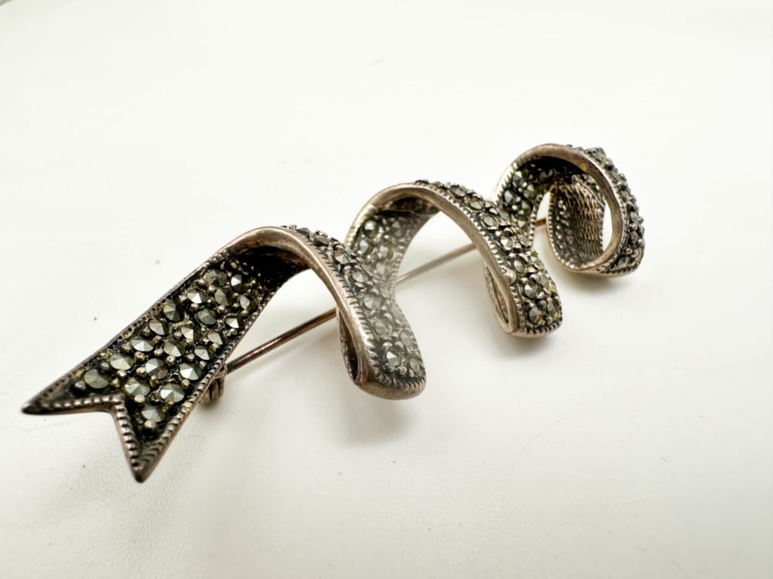 MARCASITE SWIRL BROOCH: MARCASITE? SWIRL BROOCH