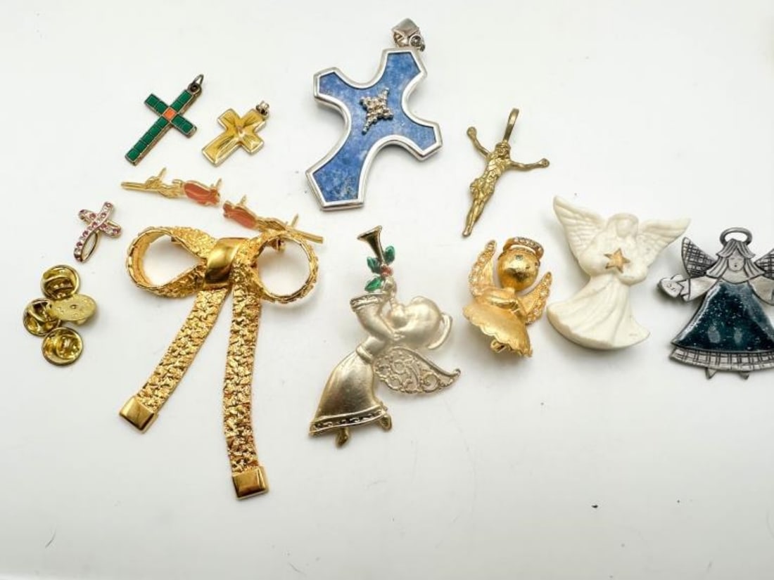 ANGELS, CROSSES, BOW: ANGELS CROSSES BOW VARIETY LOT