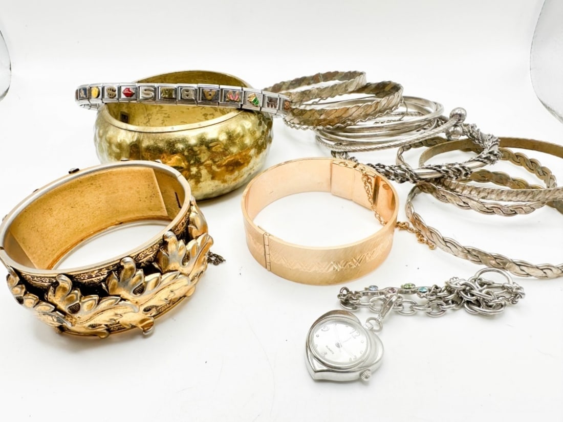 VARIETY BRACELETS: VARIETY BRACELETS, ALL SIZES, CONDITIONS