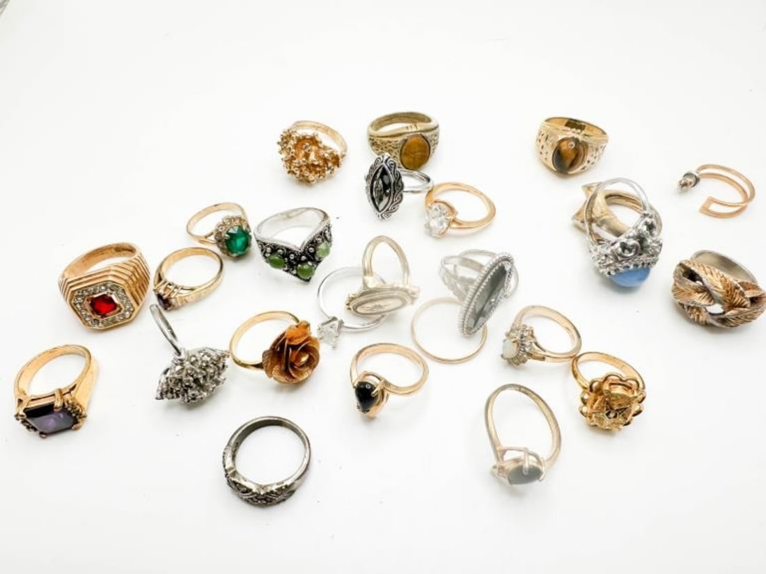 RINGS ASSORTED (1 of 2)