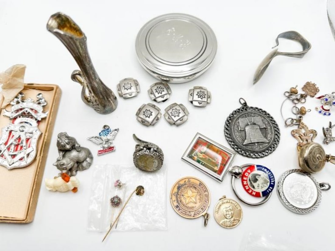 VARIETY MIXED  LOT (1 of 3)