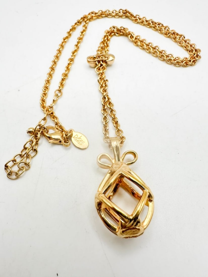 JOAN RIVERS NECKLACE: JOAN RIVERS NECKLACE WITH PENDANT , VINTAGE JOAN