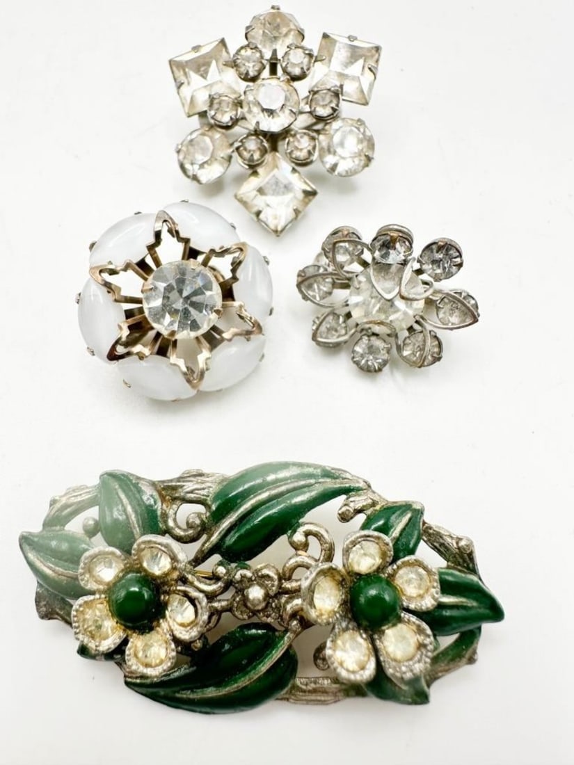 LARGE C CLASP BROOCH + (1 of 3)