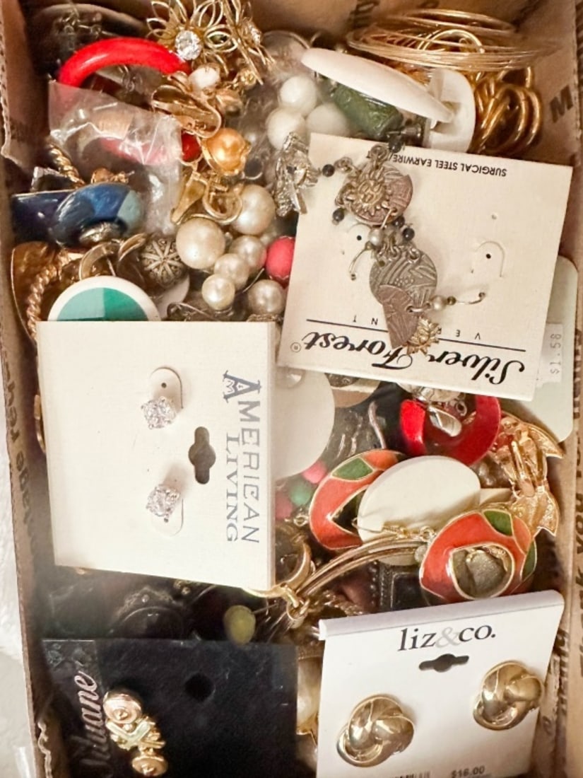 VINTAGE TREASURE BOX: VINTAGE AND MORE TREASURE BOX, EARRINGS, WEARABLES, SMALL FLAT RATE BOX