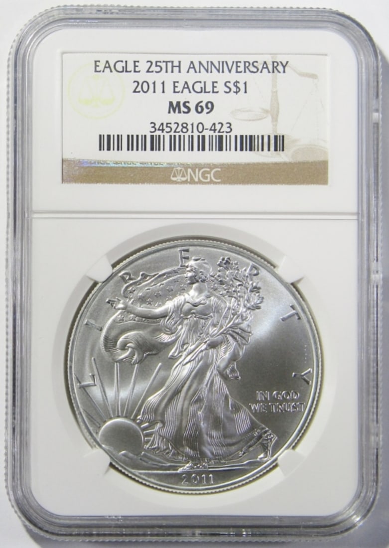2011 AMERICAN SILVER EAGLE NGC MS-69 (1 of 4)