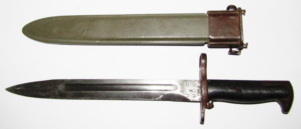 WWII U.C. UOS 1943 Bayonet with Locking Sheath (1 of 3)