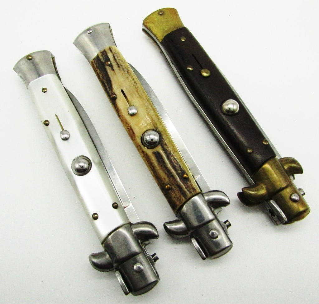 (3) Vintage Push Button Italy Stilleto Knives (1 of 5)
