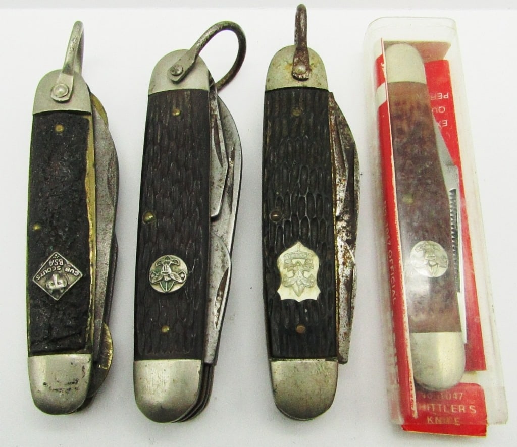 (4) Vintage Scout's Folding Pocket Knives (1 of 7)