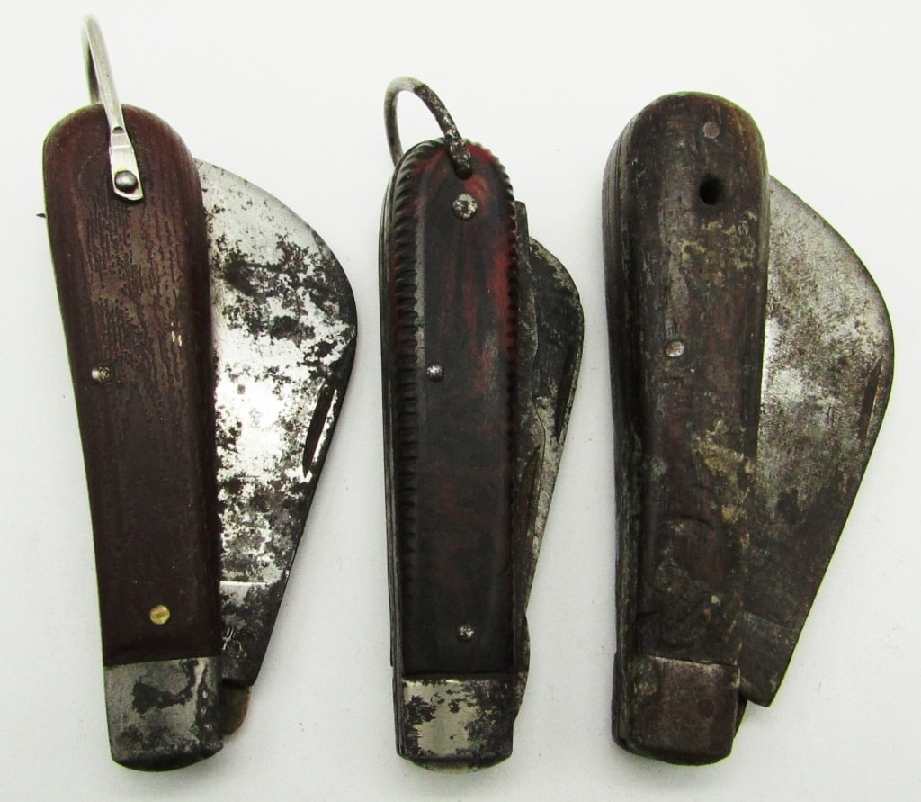 (3) Vintage Hawkbill Pocket Knives (1 of 5)