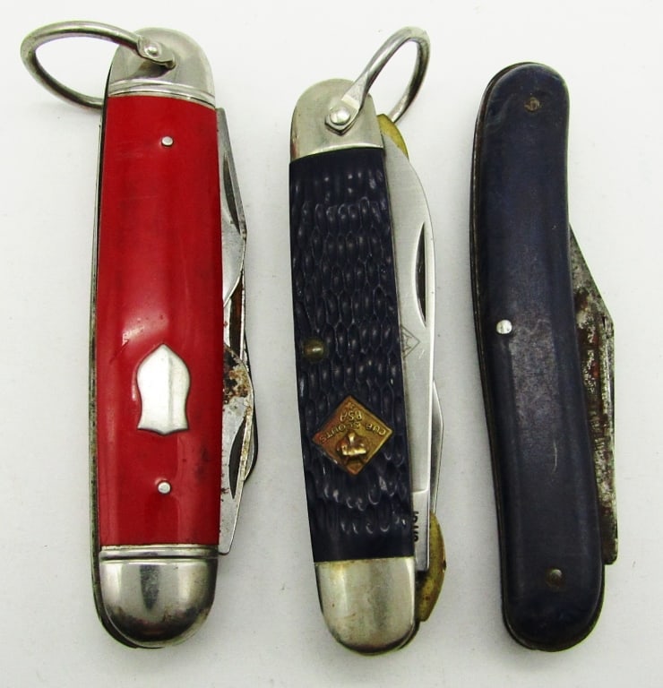 (3) Vintage Folding Pocket Knives (1 of 2)