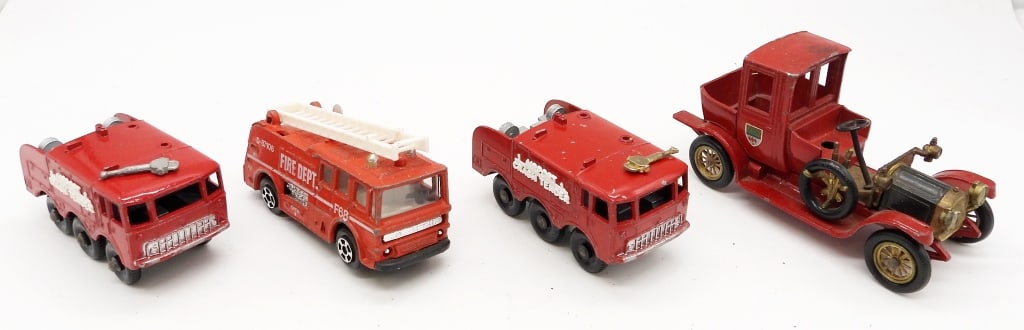 (4) VINTAGE FIRE TRUCKS LESNEY MATCHBOX: FIRE TRUCKS LOT, GATA PLAY ART, LESNEY MATCHBOX