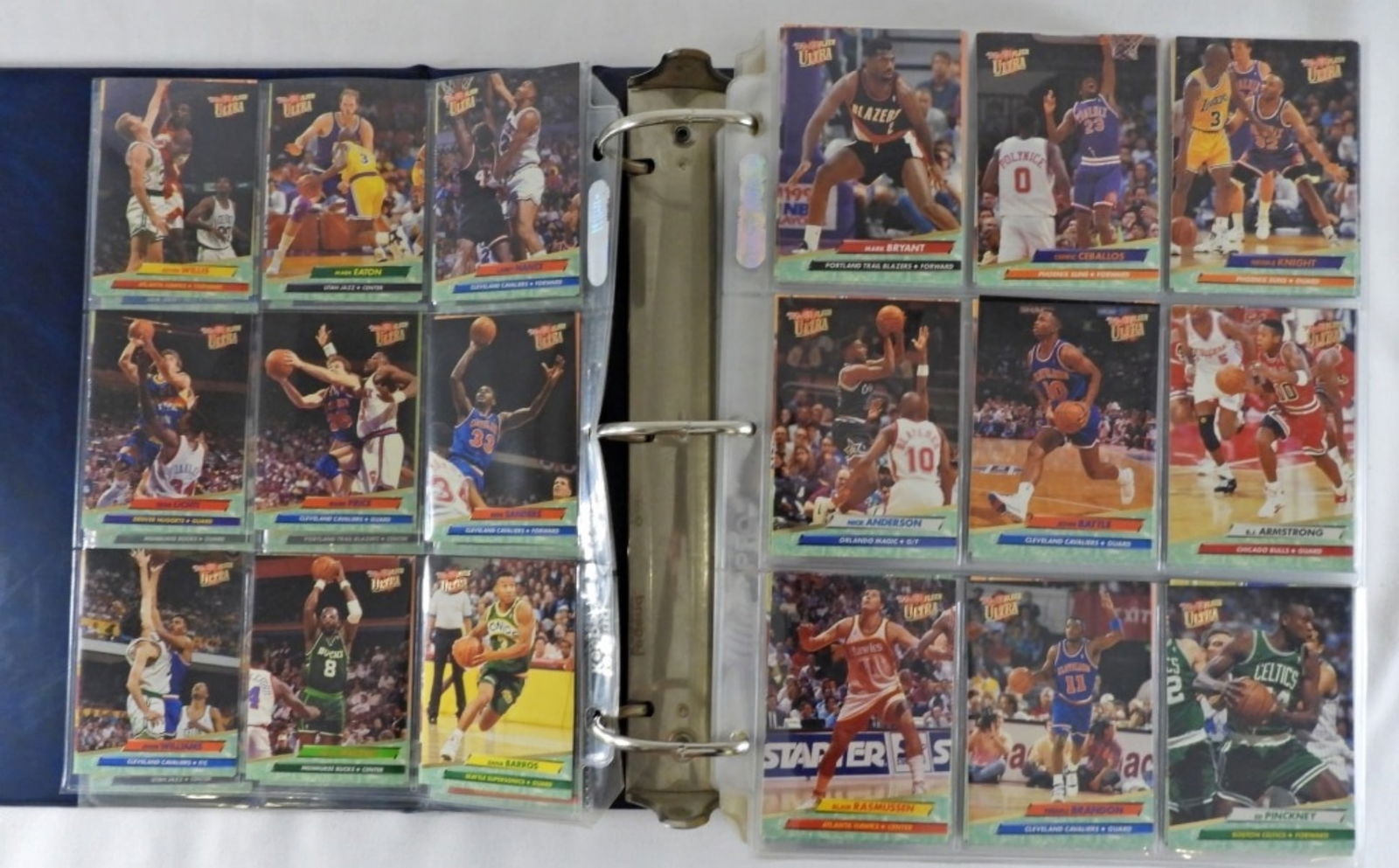 BASKETBALL CARD COLLECTORS ALBUM (1 of 6)