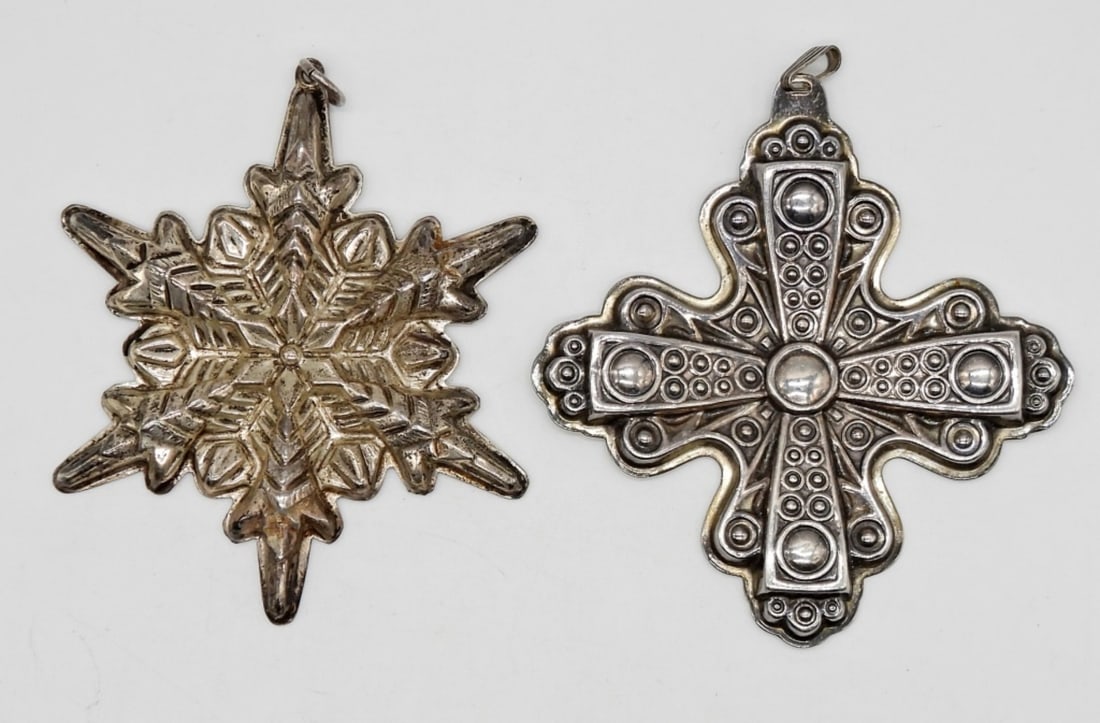 (2) STERLING CHRISTMAS CROSS PENDANTS (1 of 2)