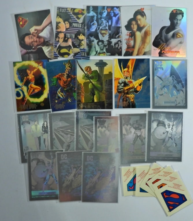 (19) DC Superman Holo & Foil Collector Cards (1 of 5)