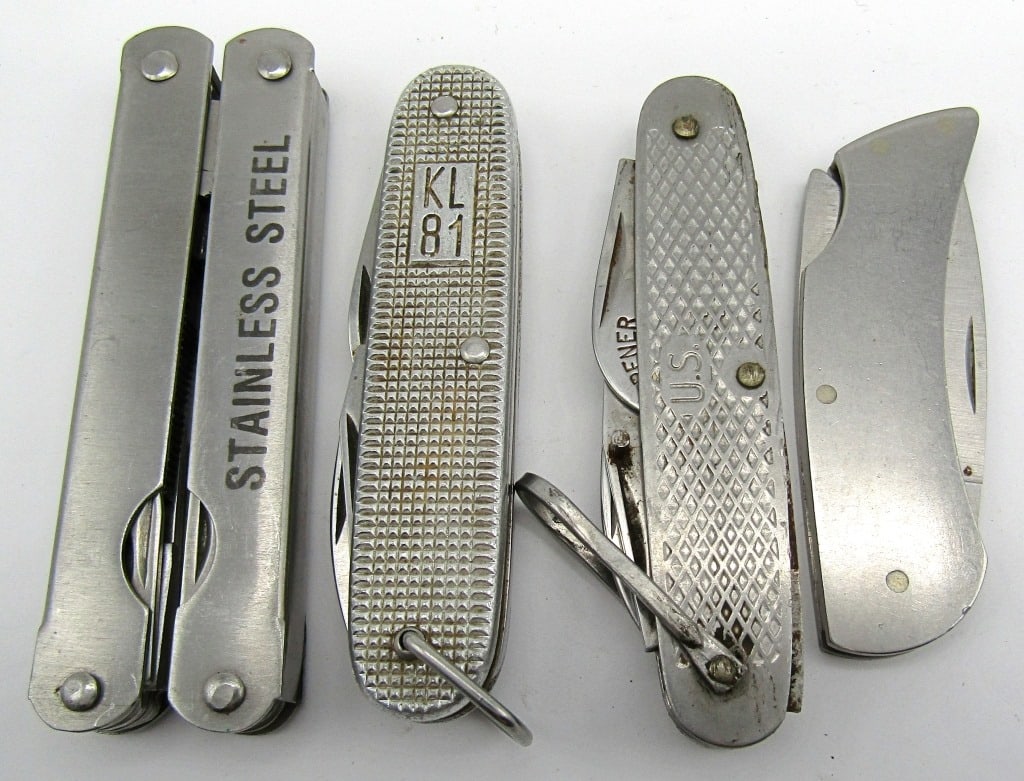 (4) Multi-Tool/Blade Pocket Knives (1 of 6)