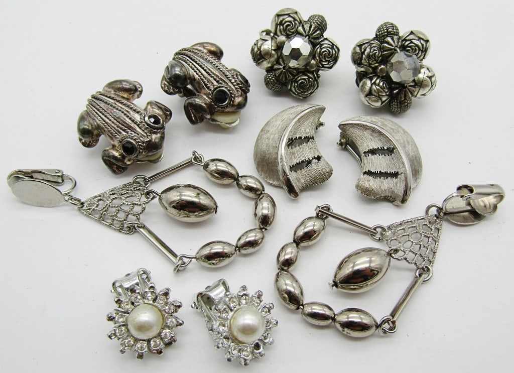 (5)SILVER TONE CLIP-ON EARRINGS: 1- DANGLE PAIR, 4- STUD PAIRS
