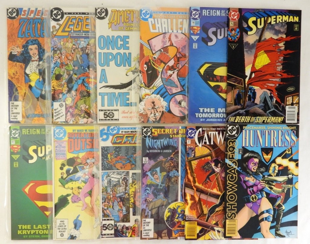 (12) DC COMICS - CATWOMAN, HUNTRESS,: SUPERMAN, OUTSIDERS, CRISIS, SECRET ORIGINS & MORE - ALL NICE CONDITION