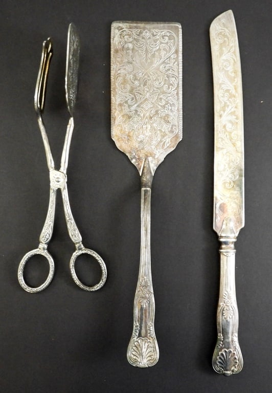 ANTIQUE 3-PIECE SILVER PLATE SERVING SET (1 of 2)