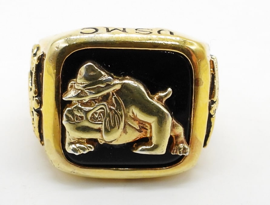 USMC STERLING GOLDTONE MENS RING: 11.8DWT, SIZE 10, USMC ENGRAVED ON THE SIDE WITH THE BULLDOG IN THE MIDDLE OF A BLACK INLAY, ALSO ENGRAVED SEMPER FIDELIS, STAMPED 925 BGE