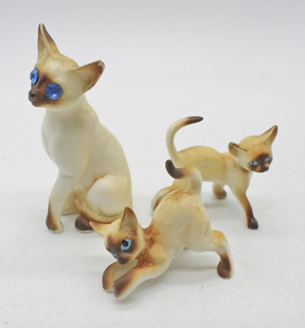 PORCELAIN SIAMESE CAT SET w/BLUE: RHINESTONE EYES & (2) SMALLER PAINTED EYES - FIGURINES