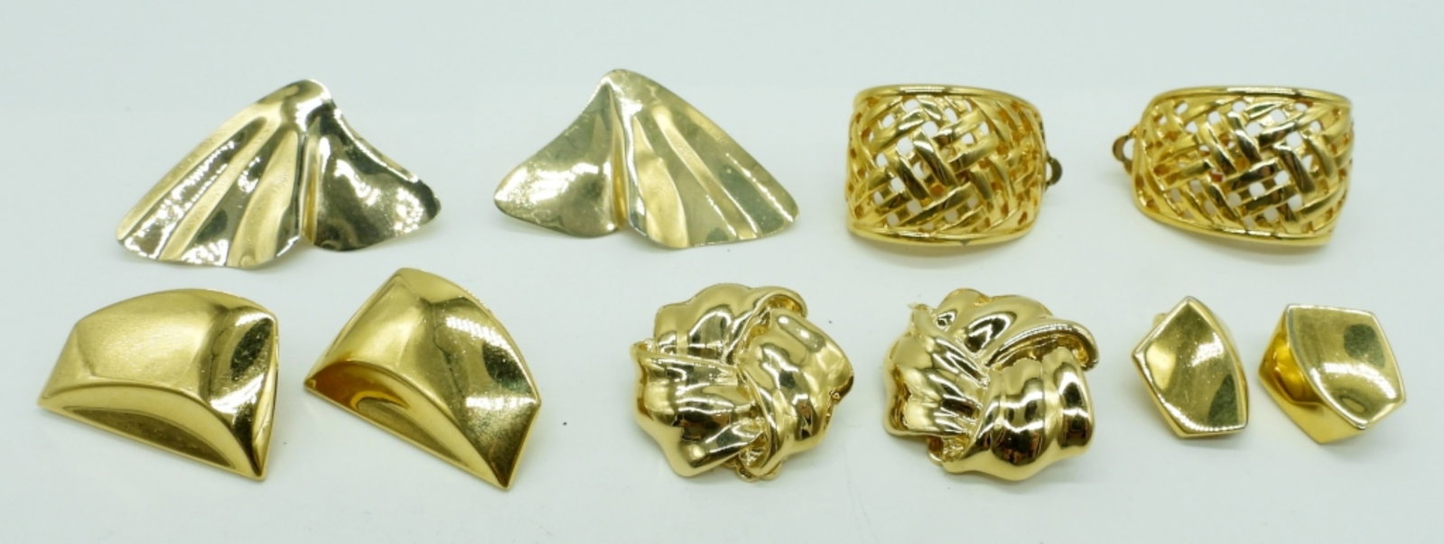 (5) PAIRS GOLD TONE CLIP-ON EARRINGS: (2) MONET - ALL NICE CONDITION