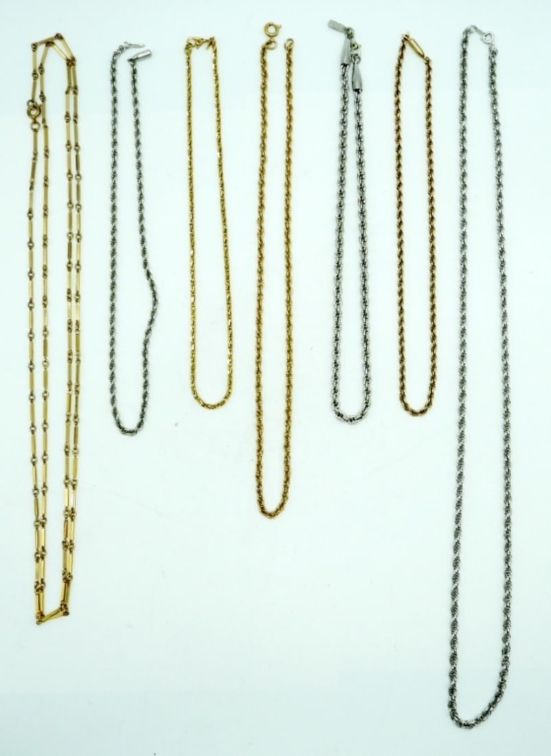 (7) SILVER & GOLD TONED NECKLACES: (2) MONET - (5) 15" (2) LONGER
