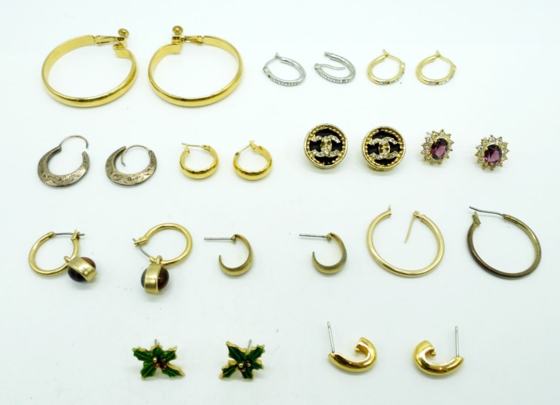 (12) PAIRS OF EARRINGS - JOAN RIVERS (1 of 2)