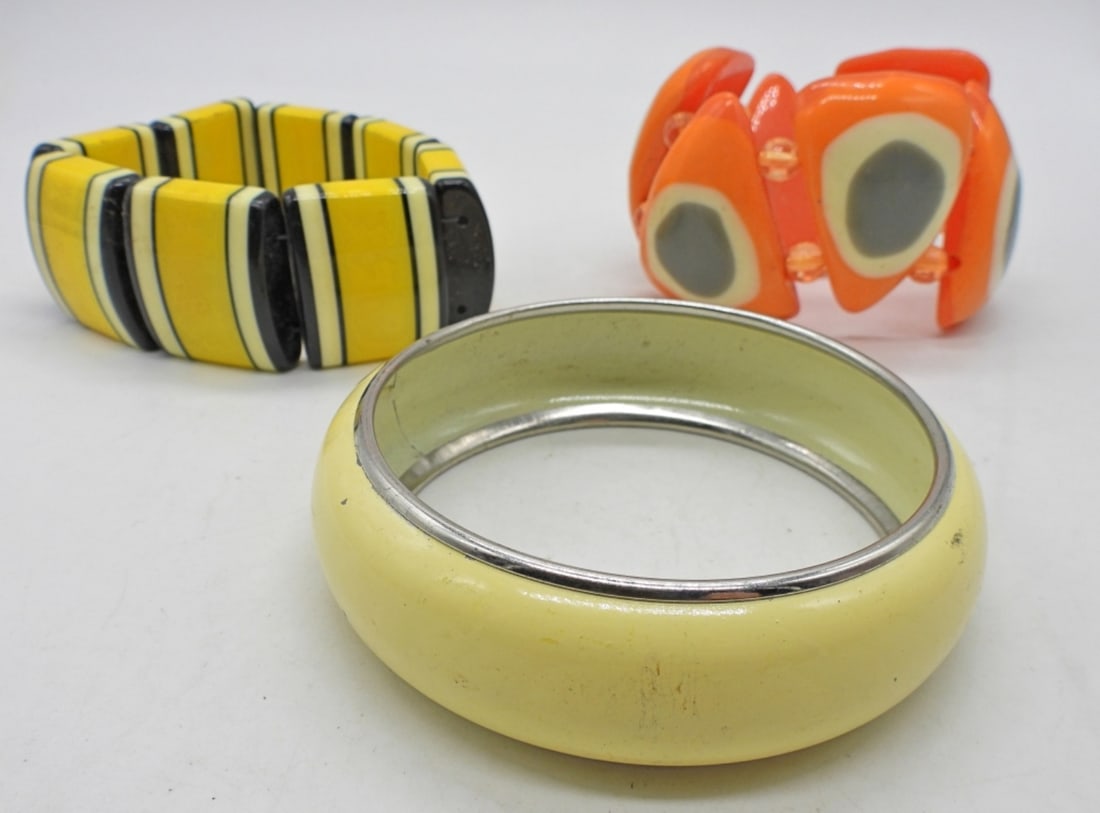 (3) BRIGHT, FUNKY, CHUNKY BRACELETS (1 of 1)