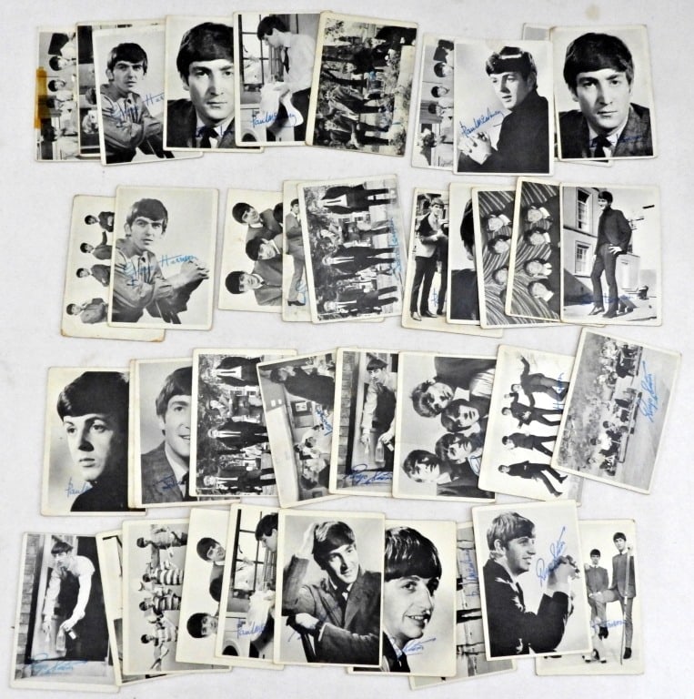 (39) 1964 TOPPS BEATLES CARDS SER 1 MIX (1 of 3)