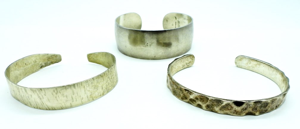 (3) STERLING CUFF BRACELETS: 52DWT, 2 1/2- 3IN WIDE, 1- STAMPED 925, 1- STAMPED STERLING SILVER, 1- STAMPED S. KIRK & SON STERLING 15