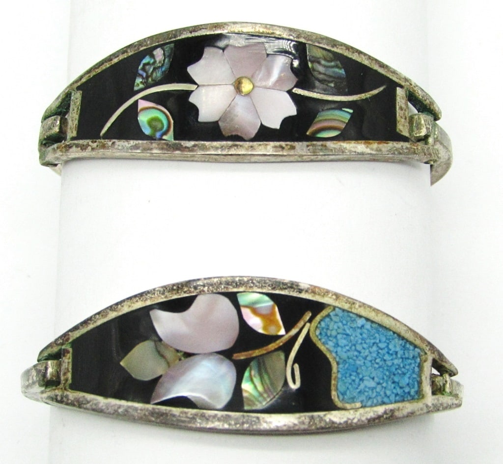 (2) Mexico Alpaca Black Enamel Hinge Bangles: Marked Mexico, Sizes 5.25"; 17.5 dwt.