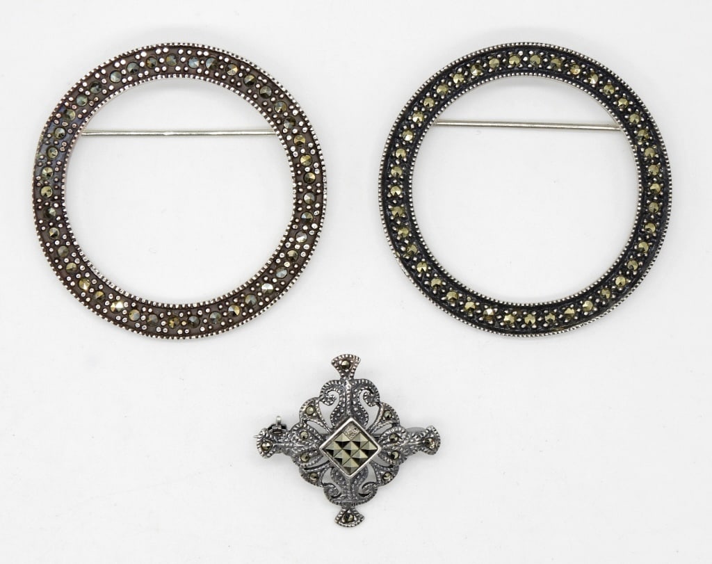 (2) J/J STERLING MARCASITE CIRCLE PINS (1 of 2)