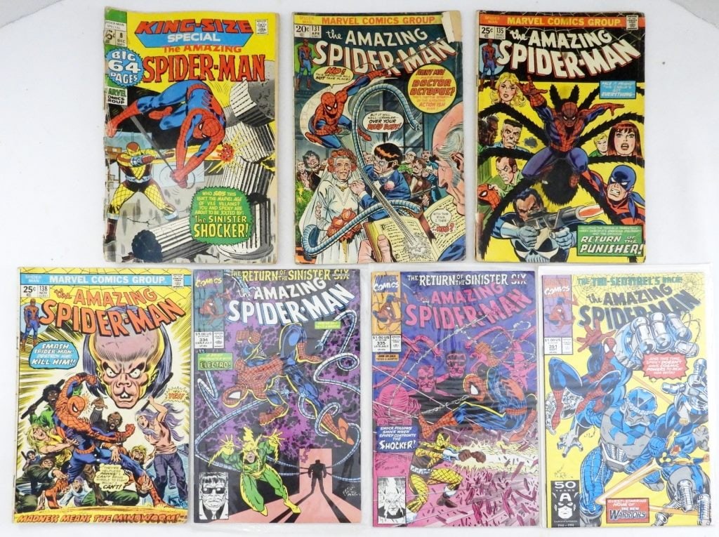 (7) VINTAGE THE AMAZING SPIDER-MAN: THE AMAZING SPIDER-MAN INCLUDING KING-SIZE SPECIAL ISSUE #8; ISSUES #131, #135, #138, #334, #335, & #351 (SOME ARE SLEEVED/BOARDED; SOME ARE WORN CONDITION)