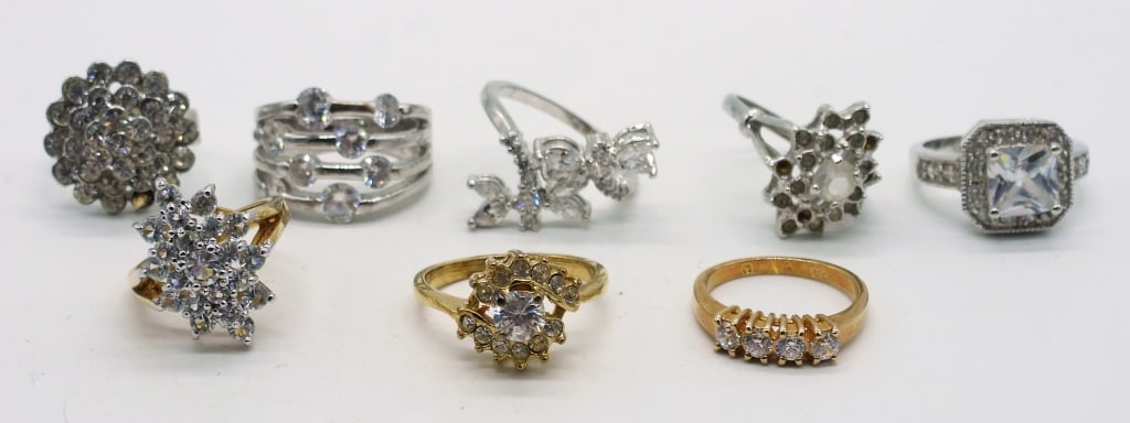 Set of 8 White Rhinestone Fashion Rings (1 of 3)