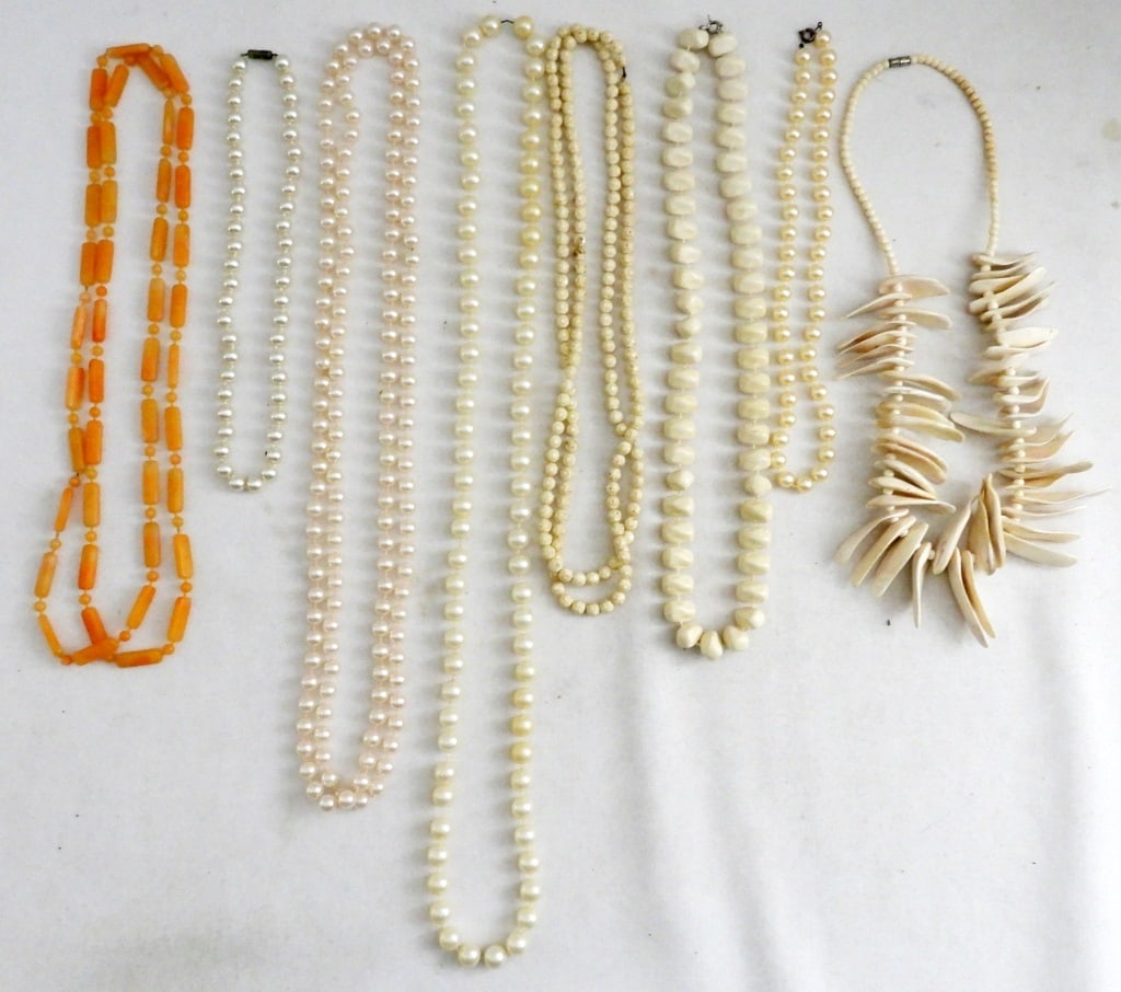 (8) VINTAGE BEADED NECKLACES (1 of 2)