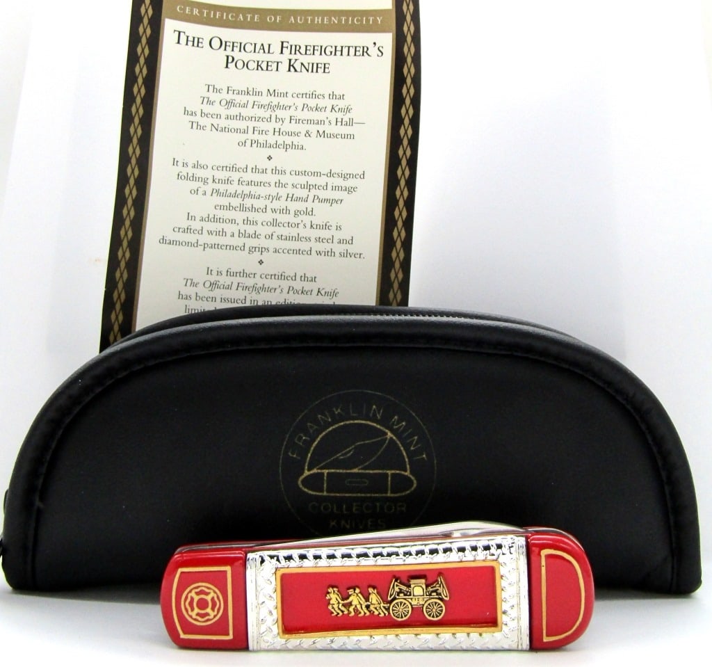 Franklin Mint Official Firefighter's Pocket Knife (1 of 3)