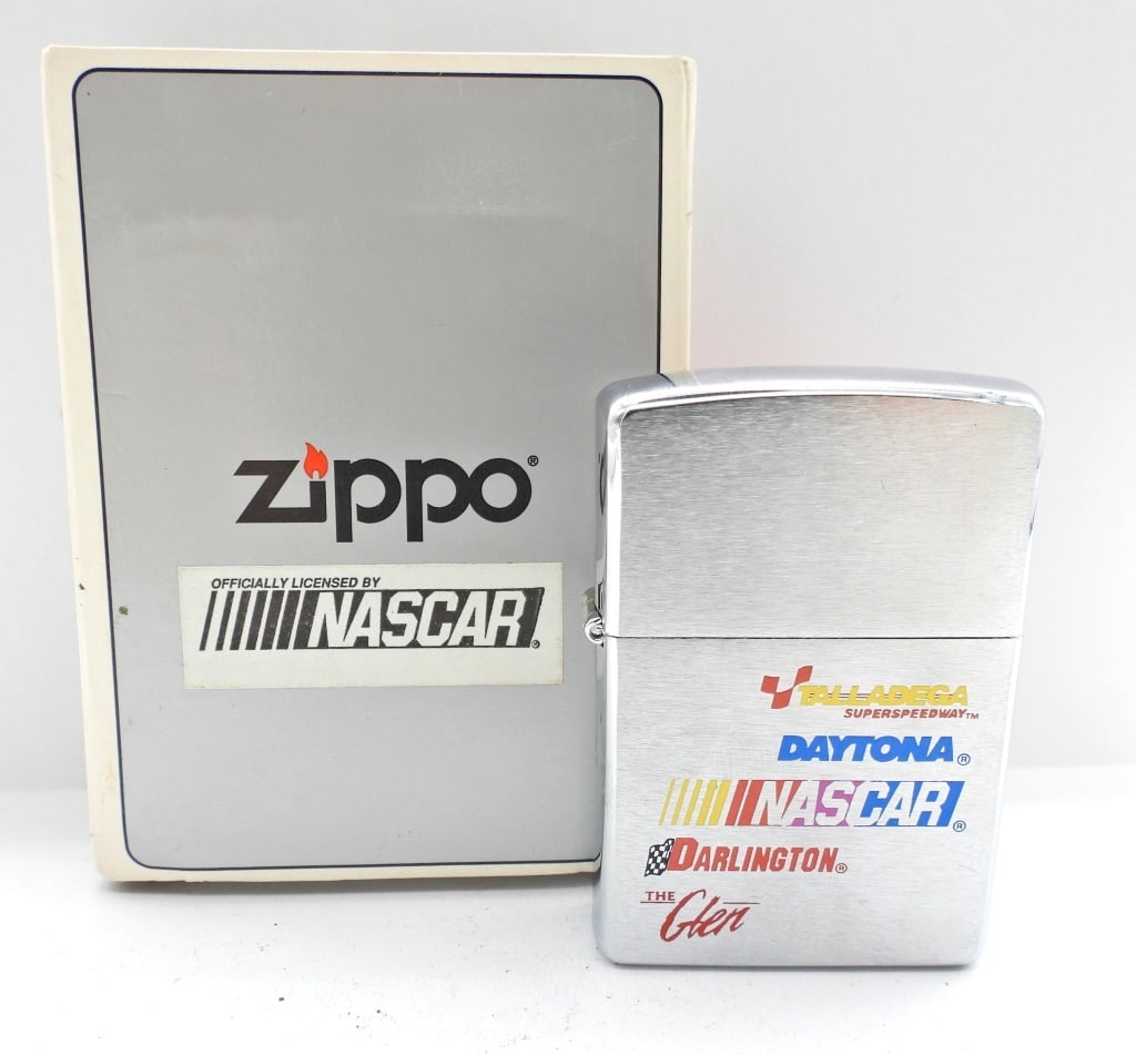 1996 SEALED NASCAR TRACKS ZIPPO LIGHTER (1 of 3)
