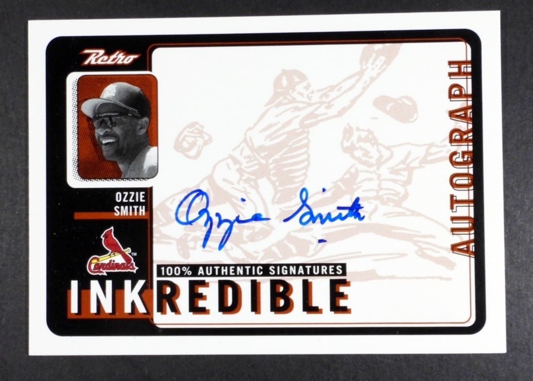 OZZIE SMITH AUTOGRAPHED BASEBALL CARD (1 of 2)