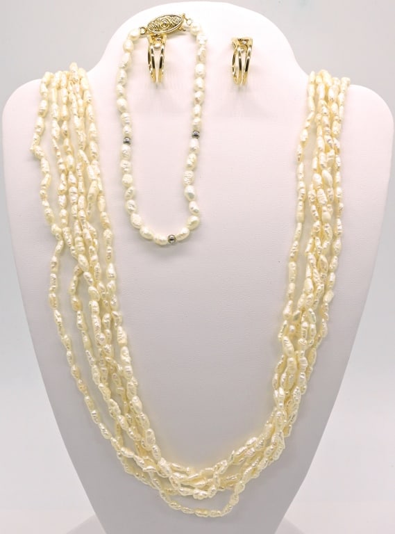 Freshwater Pearl Jewelry Set (1 of 2)