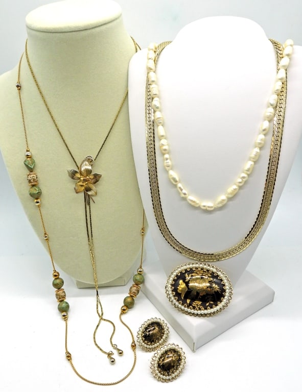 Vintage Jewelry Set (1 of 5)