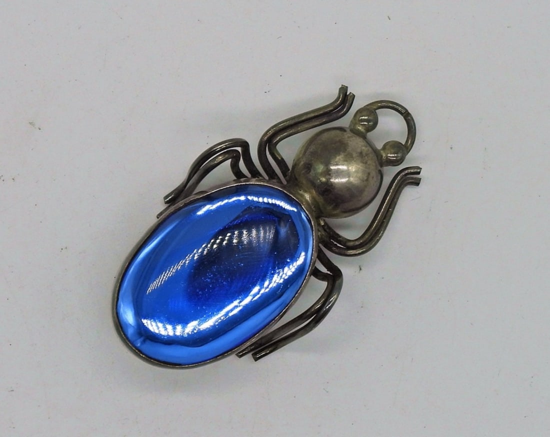 Blue Glass Beetle Pin Sterling: Vintage beetle pin 2 inches. DWT 8.8