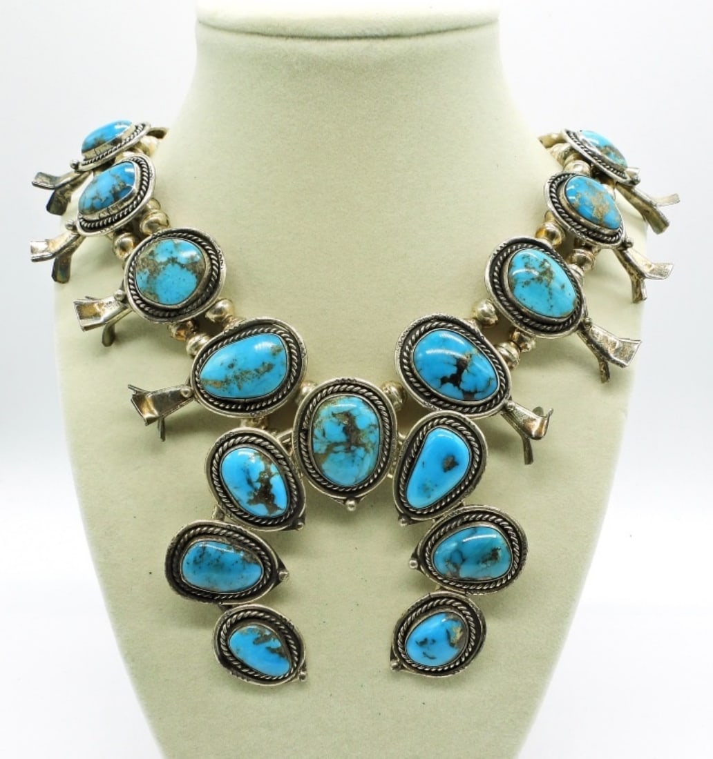 Vintage Sterling Navajo Necklace (1 of 3)