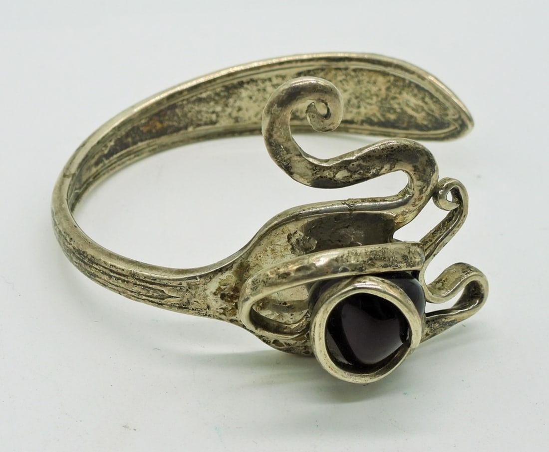 Sterling Fork Bracelet: Artsy Fork Bangle Bracelet with Dark Gemstone DWT 28.8
