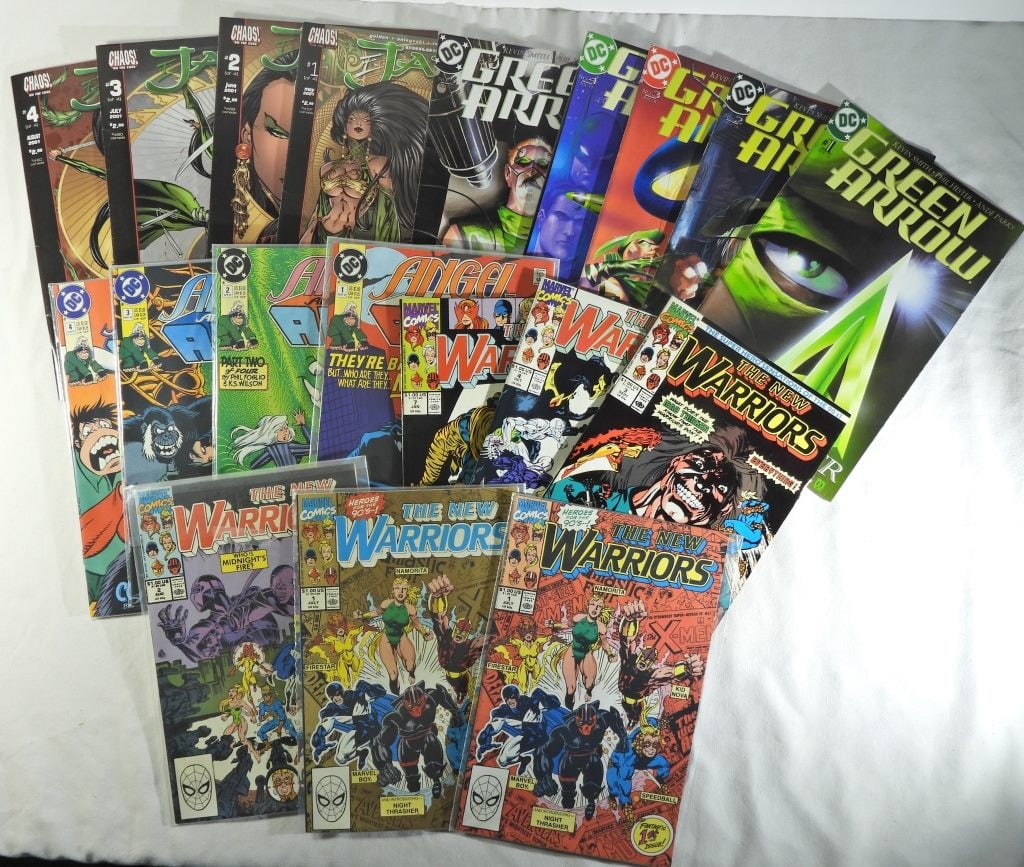 (19) MODERN COMICS MARVEL & DC LOT (1 of 4)